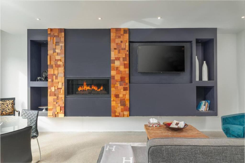 New Modern 1400 Sq Ft Coach House Near Everything Toronto Eksteriør billede