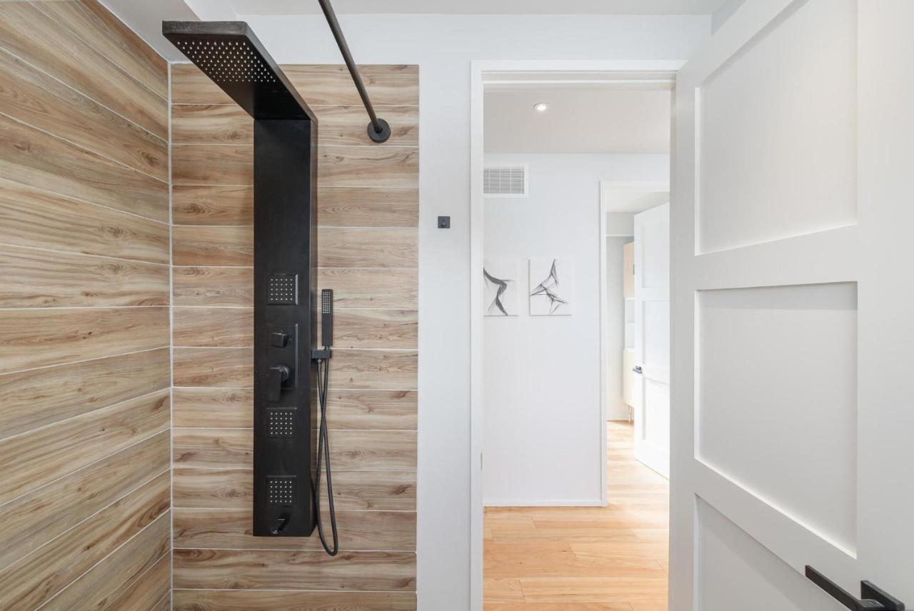 New Modern 1400 Sq Ft Coach House Near Everything Toronto Eksteriør billede