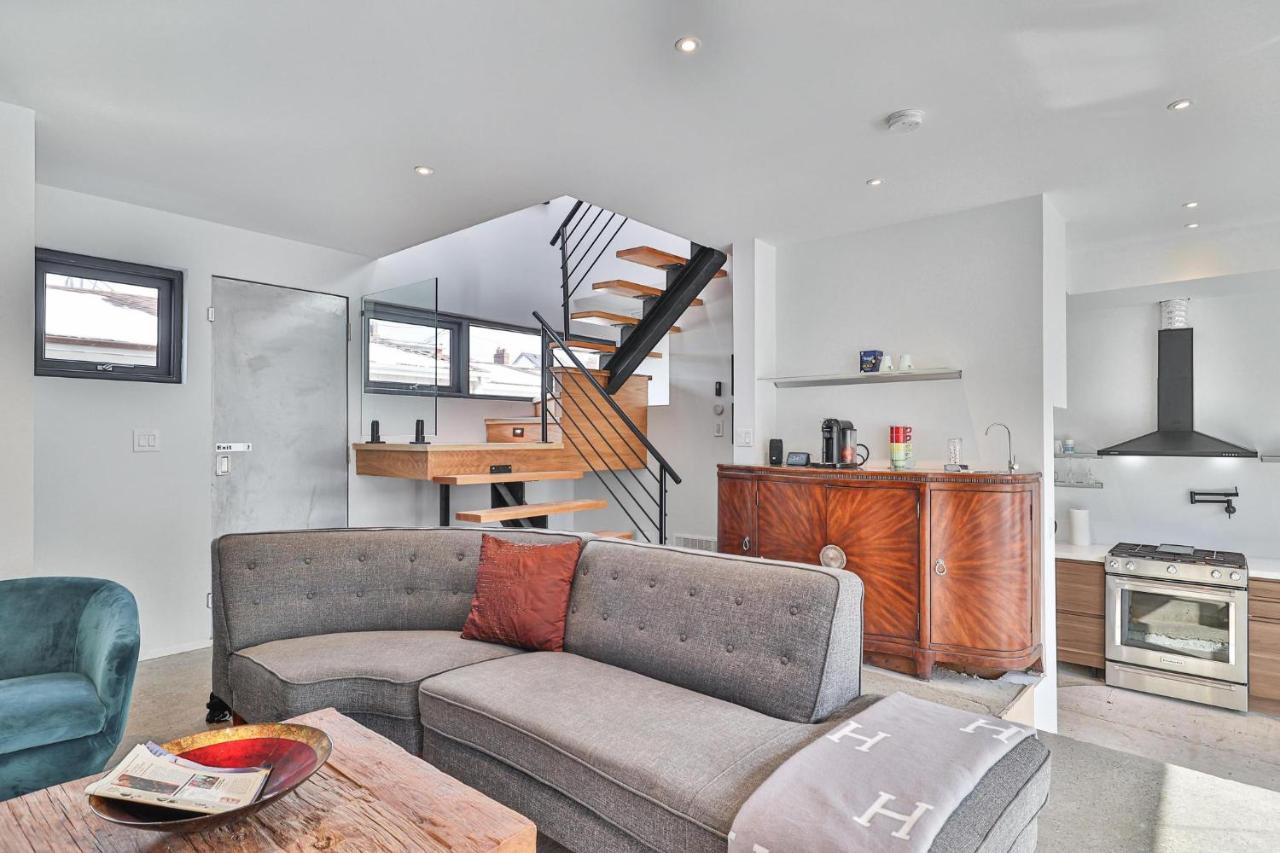 New Modern 1400 Sq Ft Coach House Near Everything Toronto Eksteriør billede