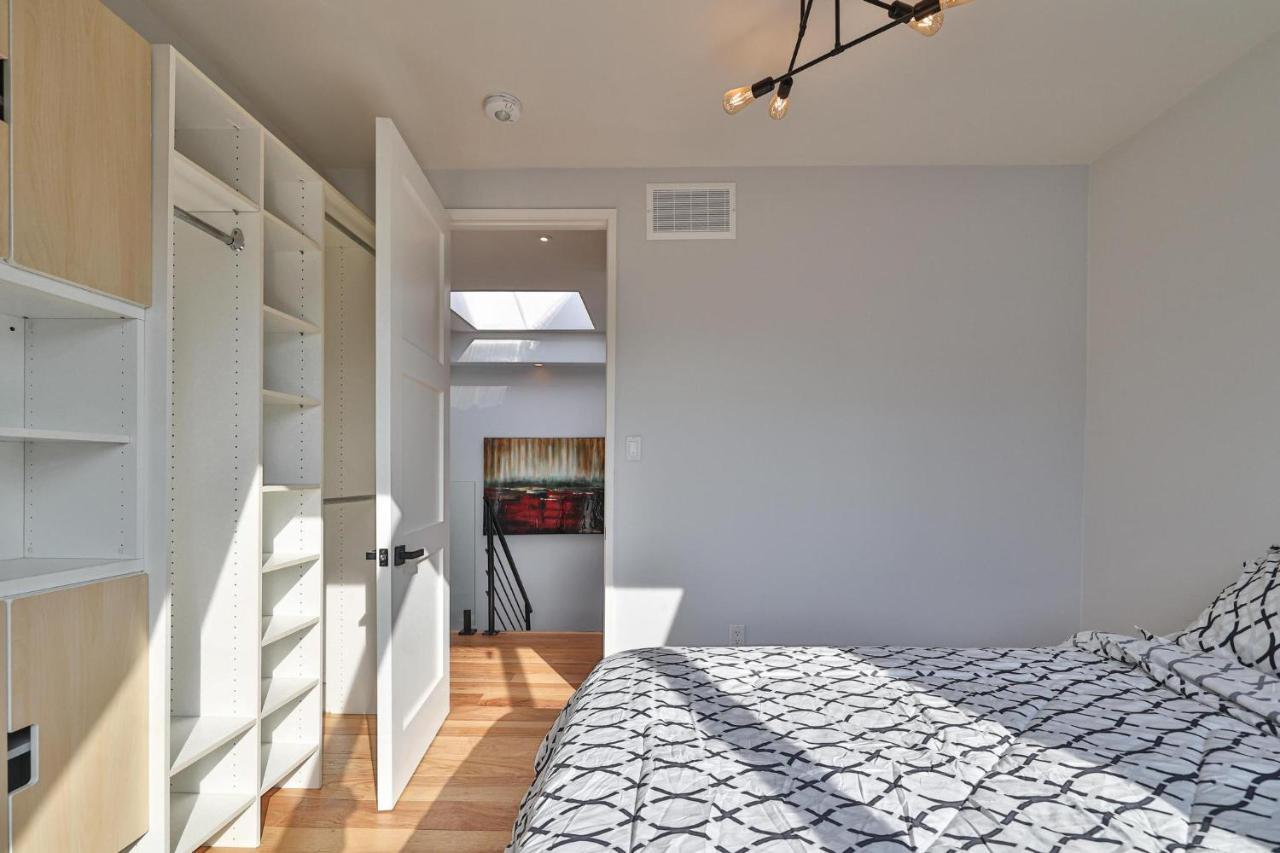 New Modern 1400 Sq Ft Coach House Near Everything Toronto Eksteriør billede