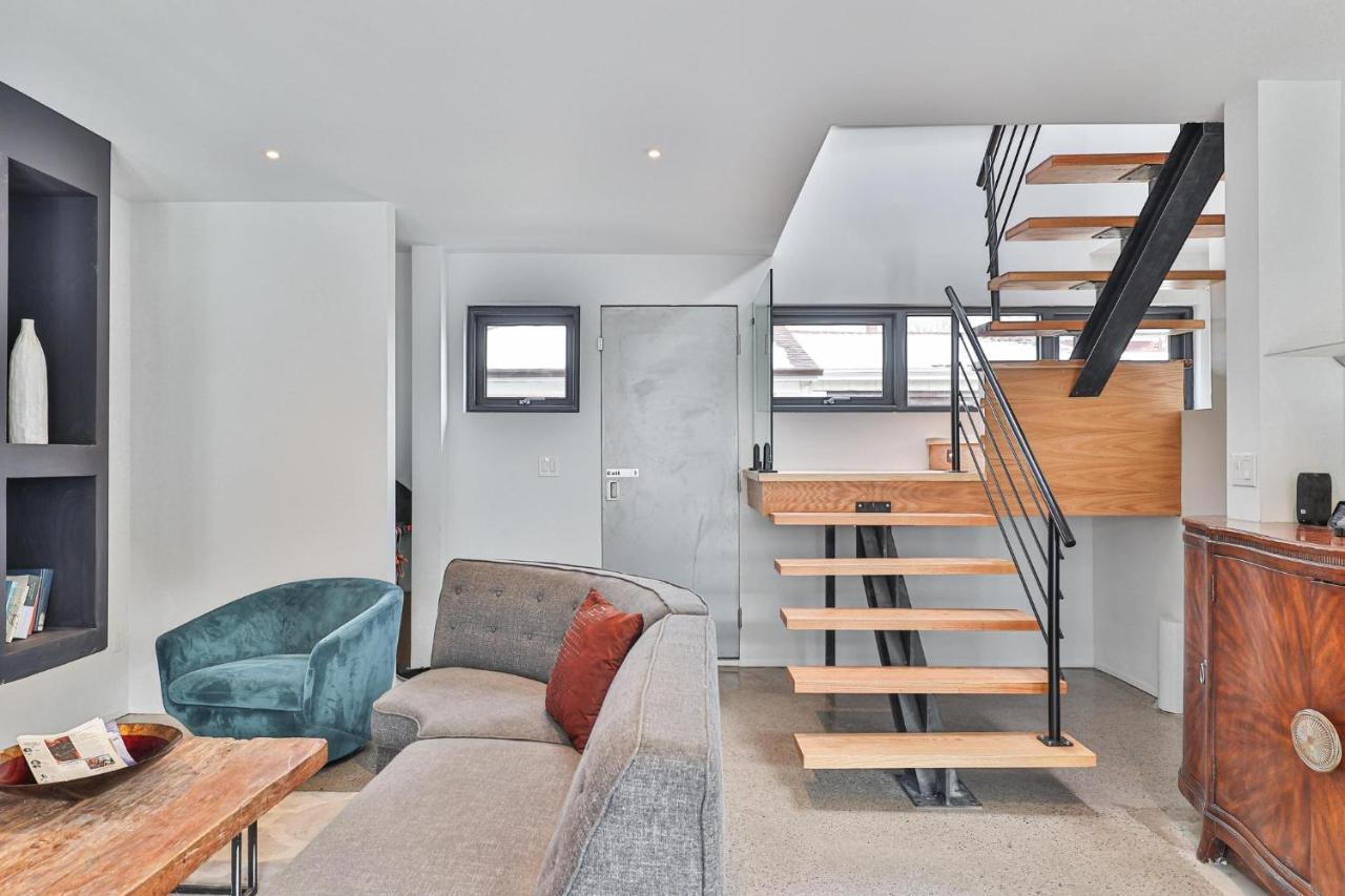 New Modern 1400 Sq Ft Coach House Near Everything Toronto Eksteriør billede